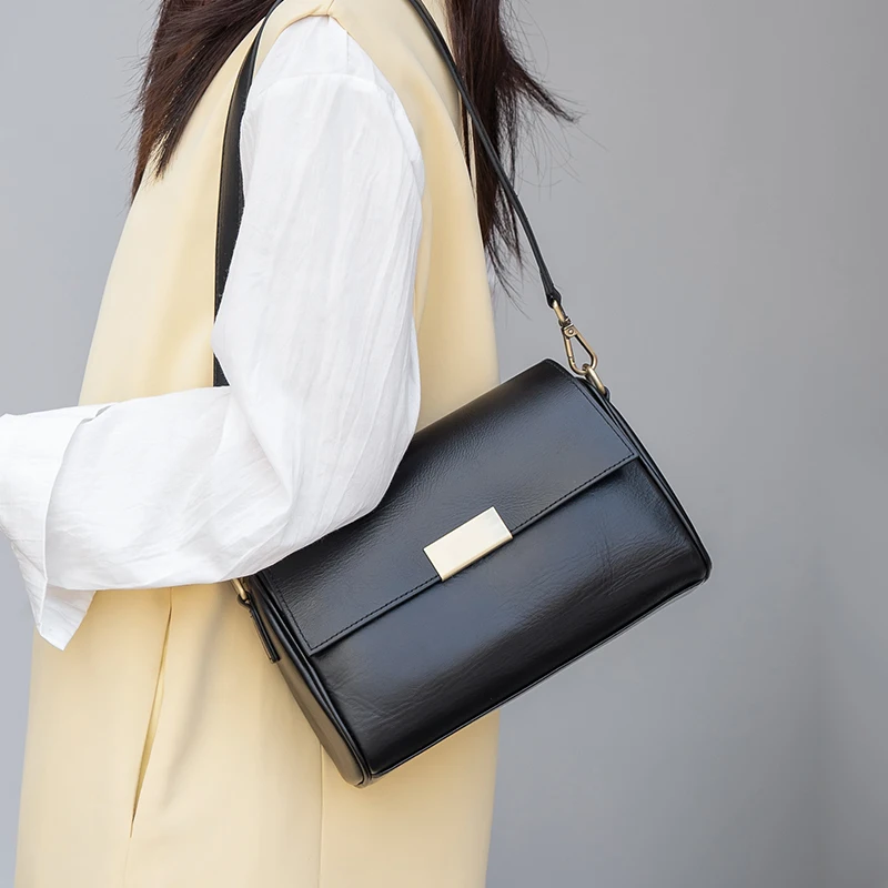 牛革女性のショルダーバッグクロスボディバッグレトロ多用途レデ - Luxury Bags In China Wholesale のレビューと価格