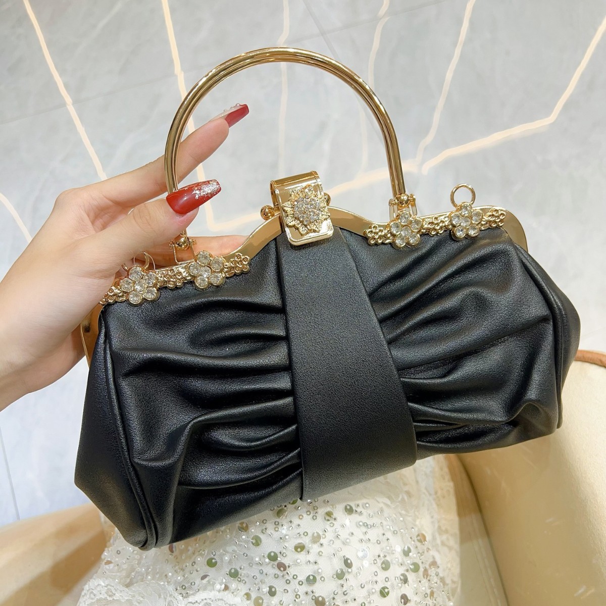 2025年ラグジュアリーハイエンドパーティークラウドレディー - Luxury Bags Trend 2025 のレビューと価格