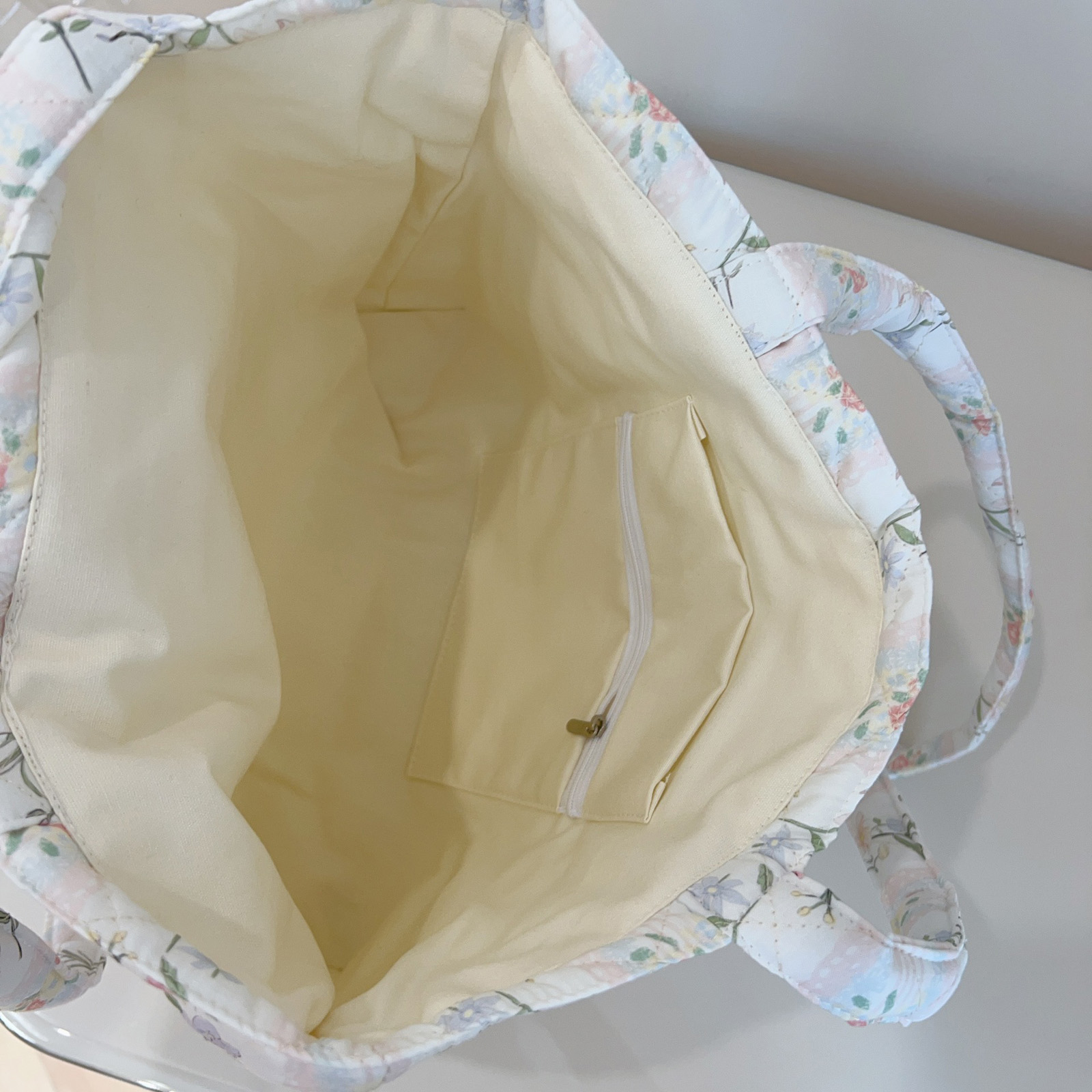 フランス風花柄キルティングトートバッグ レディース 大容量  - Shoulder Bag Slouchy のレビューと価格