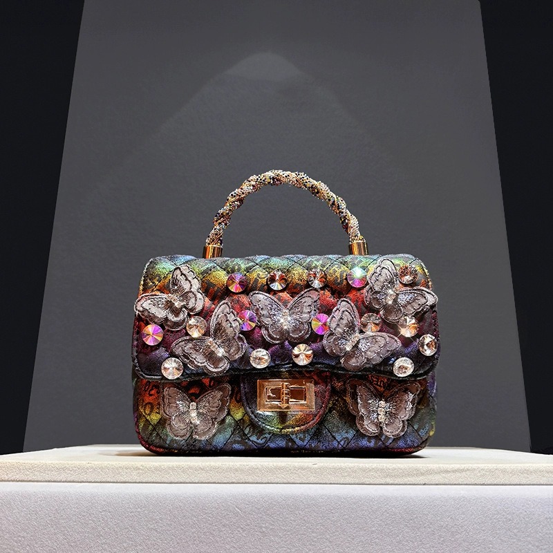 2025年 レディース レトロファッション 高級デザイナー  - Luxury Bags Trend 2025 のレビューと価格